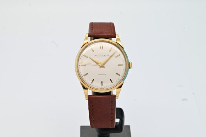 IWC Pellaton Vintage Solid 18k Gold